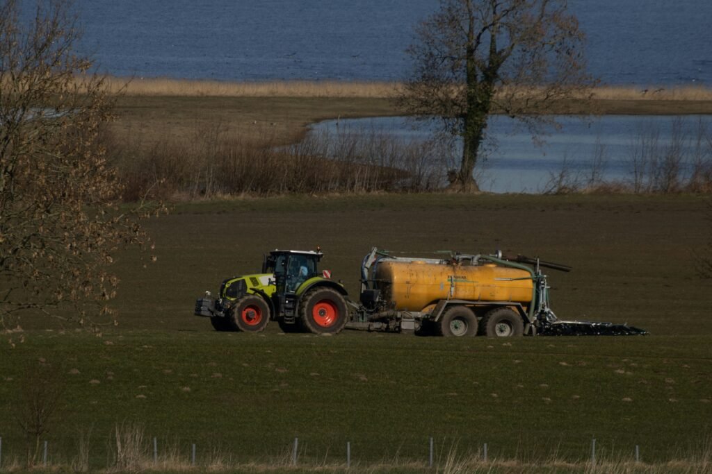 The Indispensable Earth: How Farmers Harness Energy from Manure