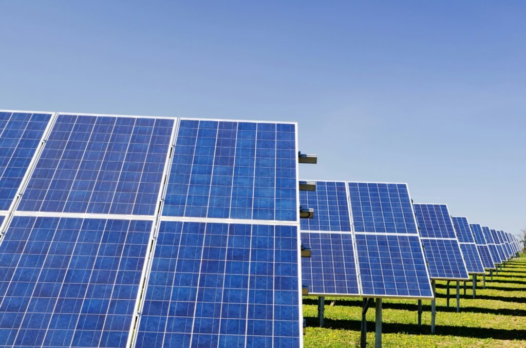 The Ongoing Debate on Installing Solar Panels in Urban Areas